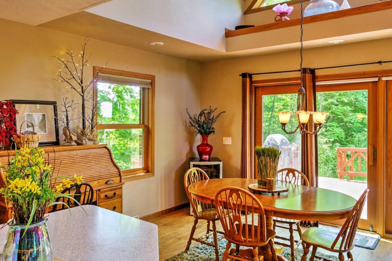Roomy House On 2 Acres - 2 Mi To Egg Harbor Beach! Luaran gambar