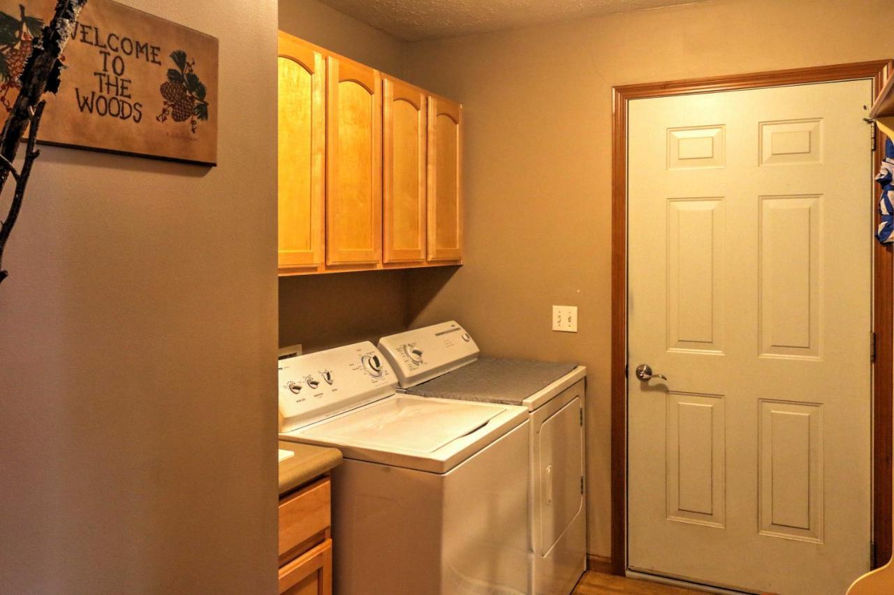 Roomy House On 2 Acres - 2 Mi To Egg Harbor Beach! Luaran gambar